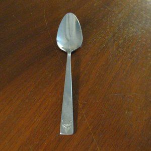 ✈️ Delta Air Lines Vintage Airplane Teaspoon